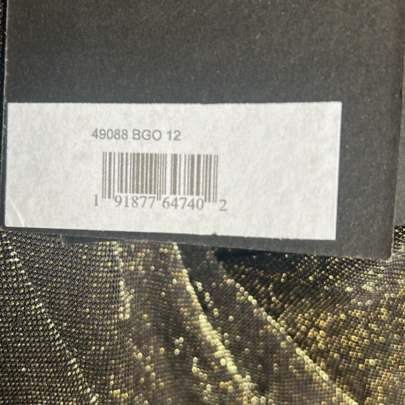 Mac Duggal 49088 NWT LONG SLEEVE FAUX WRAP A LINE GOWN - Picture 8 of 8